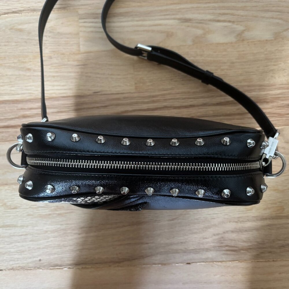 Golden Goose Black Studded Leather Shoulder Bag With Star - Picture 4 of 12